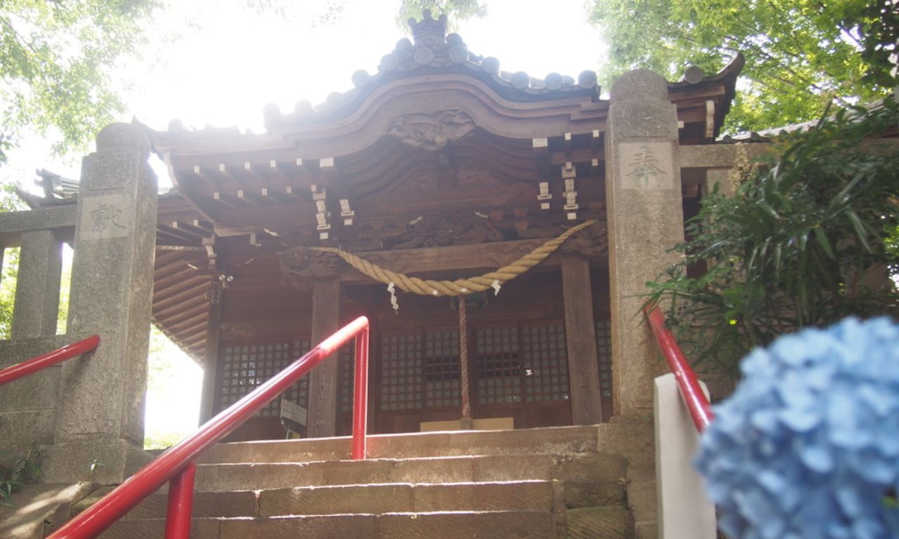 浅間神社本殿