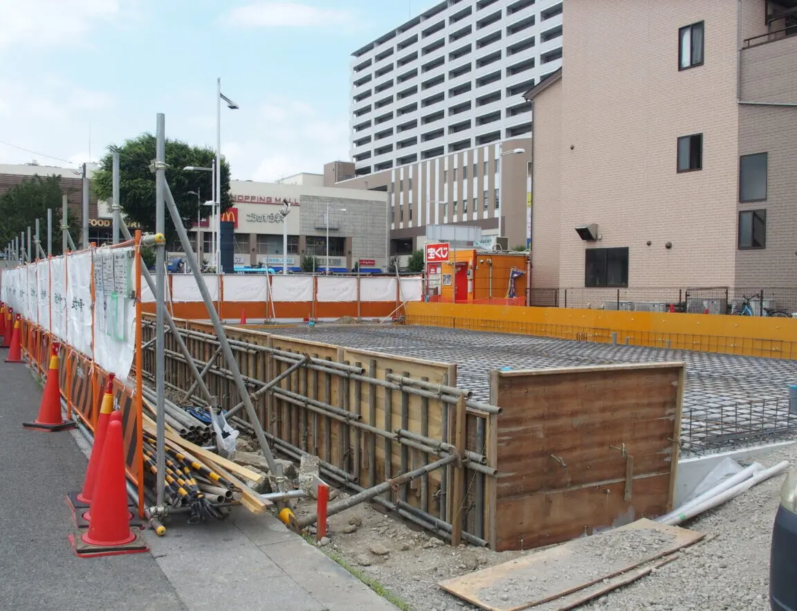 セブンイレブン鴻巣駅東口店