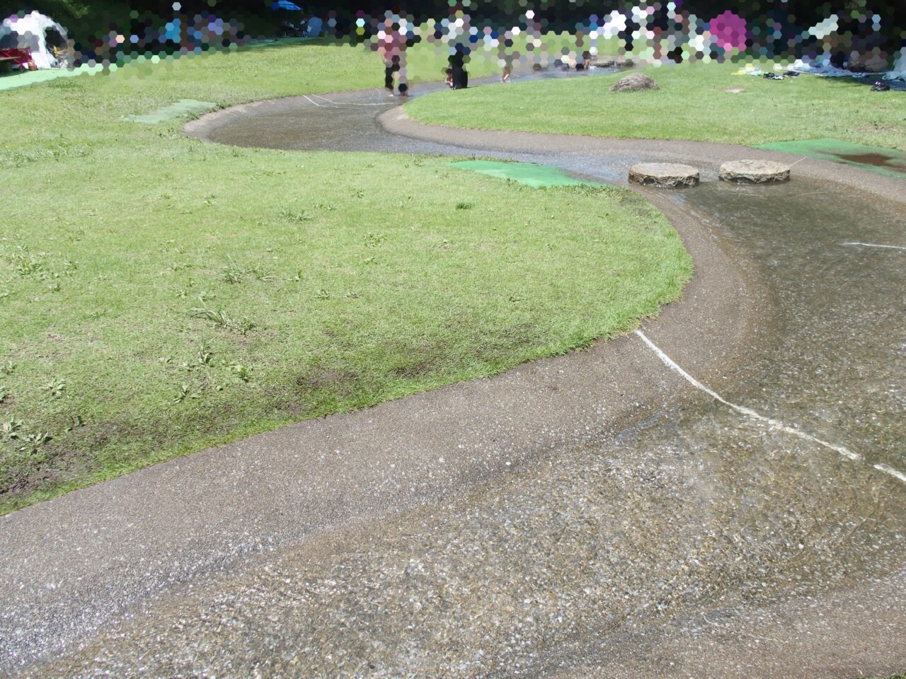 北本市子供公園のせせらぎ