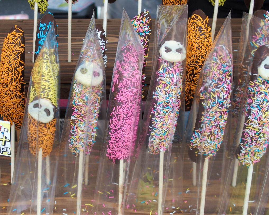 お祭りのチョコバナナイメージ